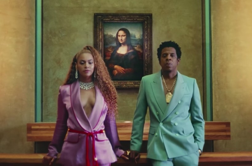 Beyonce-amp-JAY-Z039s-039Apeshit039-The-Carters-Take-Over-the-Louvre-Call-Out-the-Super-Bowl-and-Grammys
